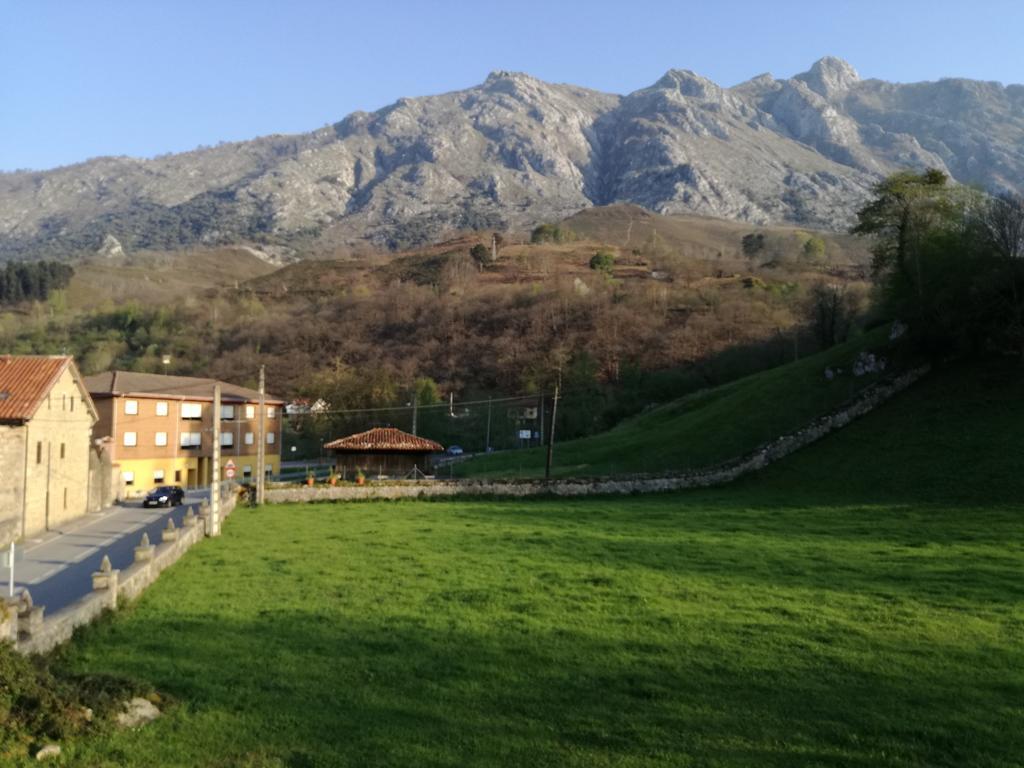 Pension Casano Arenas De Cabrales Eksteriør billede